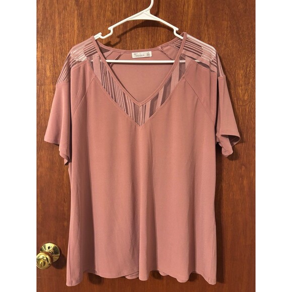 89th & Madison Tops - 89th + Madison Shirt Size 1X